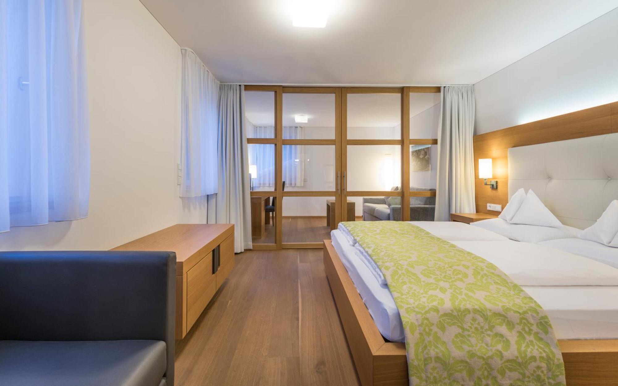 Hotel Vinschgerhof Silandro Zewnętrze zdjęcie