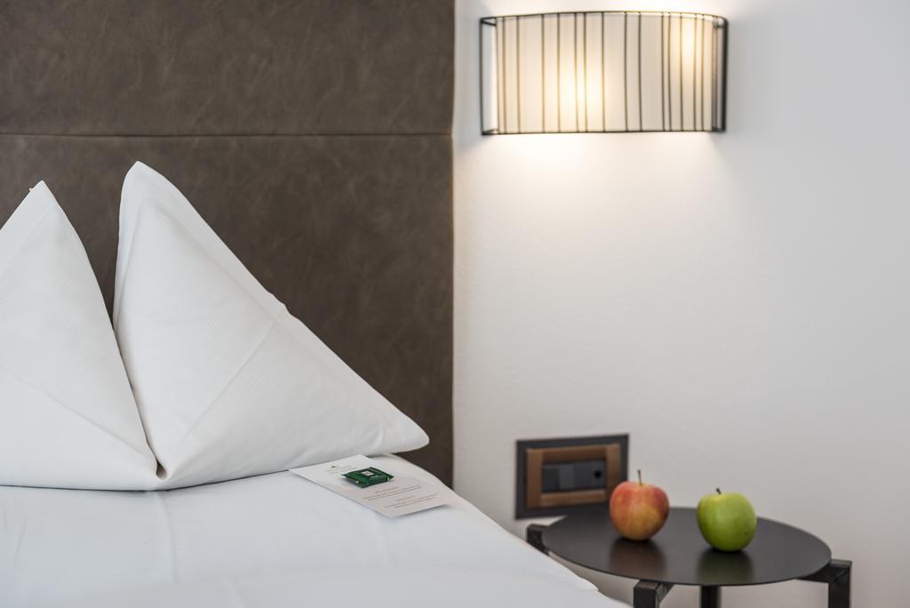 Hotel Vinschgerhof Silandro Zewnętrze zdjęcie